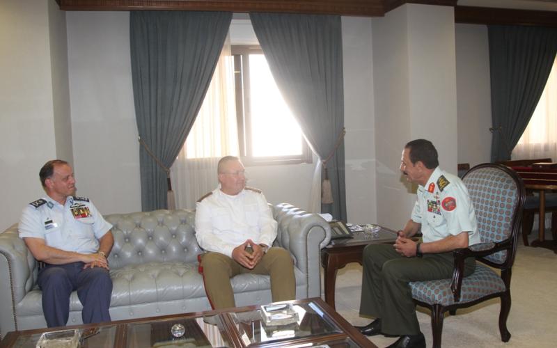 رئيس أركان الجيش الروماني يزور الأردن