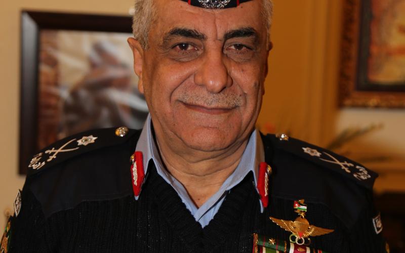 السيرة الذاتيـة لمدير الامن العام اللواء الركن احمد سرحان الفقيه