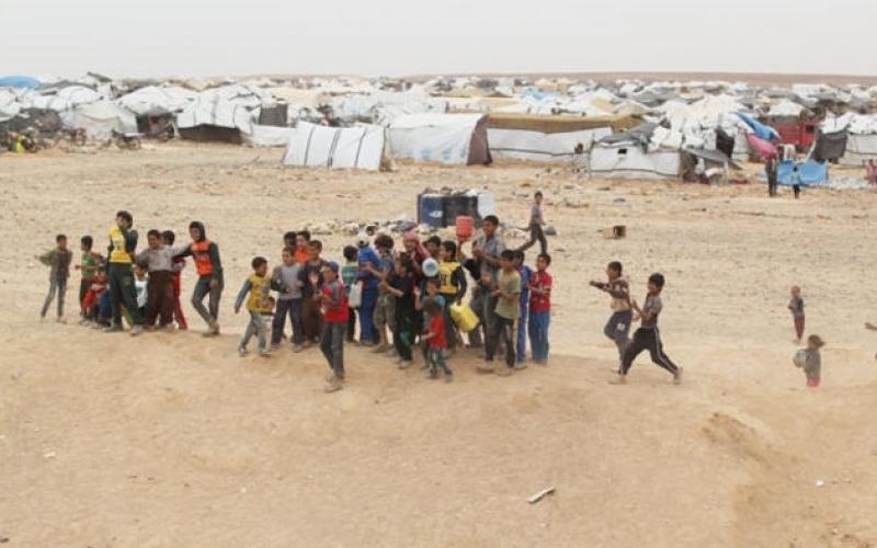 تخوفات من تزايد النزوح إلى الركبان