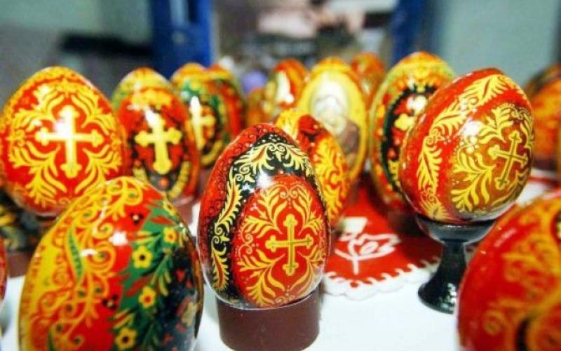 عطلتان للمسيحيين باحد الشعانين وعيد الفصح