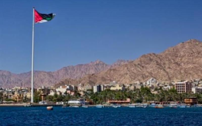 التحقيق بنفوق حوت البتان بالعقبة