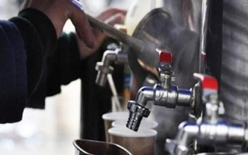 الامانة : توجيه ( 594 ) مخالفة لمحلات القهوة السائلة