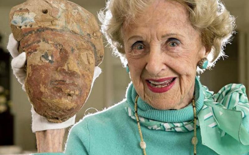 عجوز استرالية متهمة بسرقة آثار من الاردن