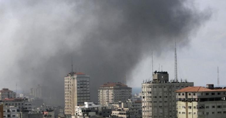 شهيدان وجريح في قصف إسرائيلي على غزة