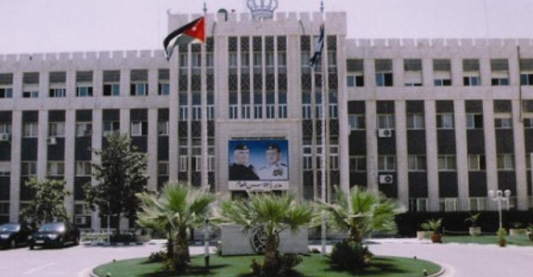 مناقلات وإحالات للتقاعد في الأمن العام