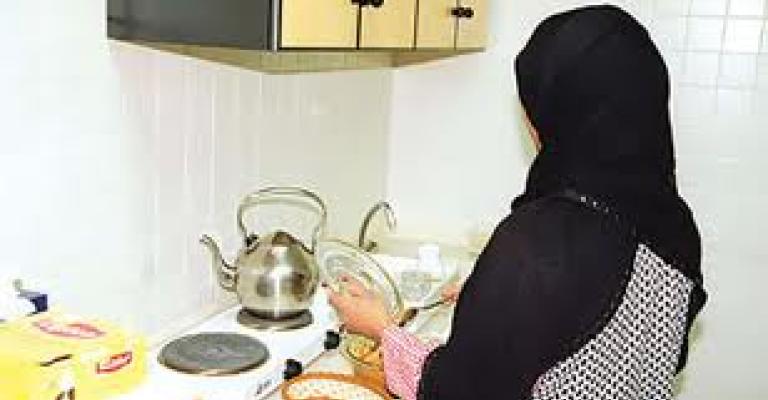 العفو الدولية تنتقد الأردن في التعامل مع الأجانب والعاملين بالمنازل