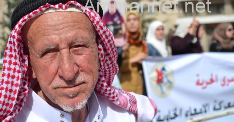 أهالي الأسرى في (صور)