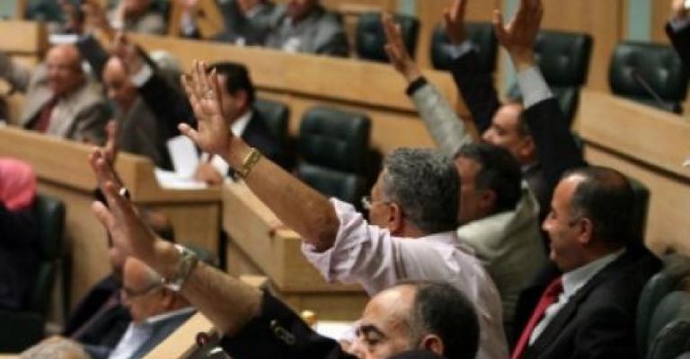  مناقشة الموازنة بمذاق سياسي ومطالبات بردها