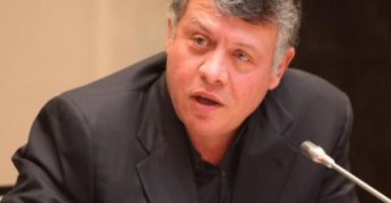 الملك: الموازنة العامة احد التحديات