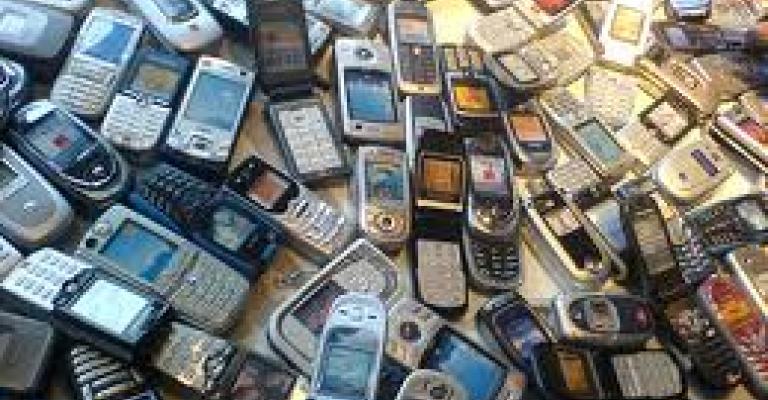 خسائر قطاع الهاتف الخلوي تتجاوز الـ 50 %