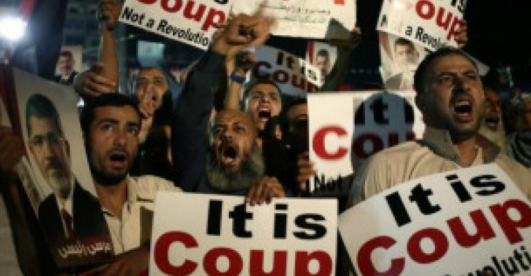 الأزمة المصرية: المبعوث الأمريكي يواصل مساعي الوساطة بين الحكومة والإخوان