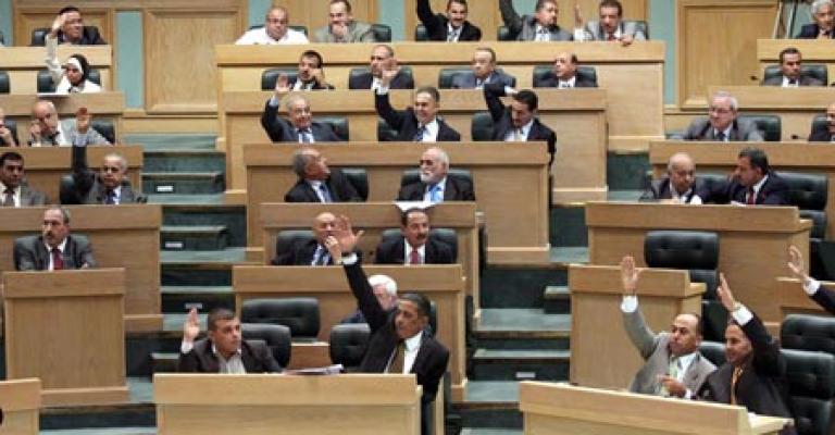 النائب فرجات: الائتلاف الجديد لم يحدد مرشحه لرئاسة المجلس