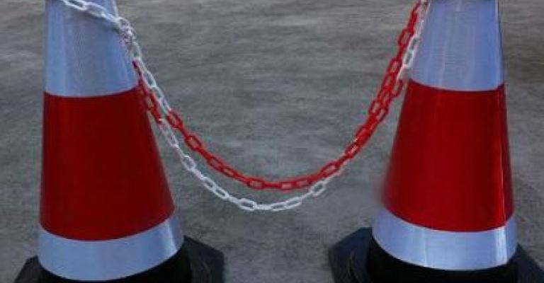 استمرار حملة إزالة الحواجز المعيقة