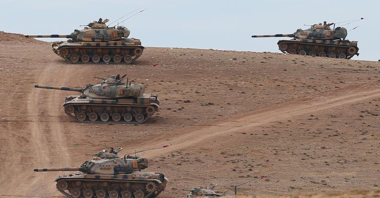 دبابات تركية تجتاز الحدود السورية لمحاربة "داعش"