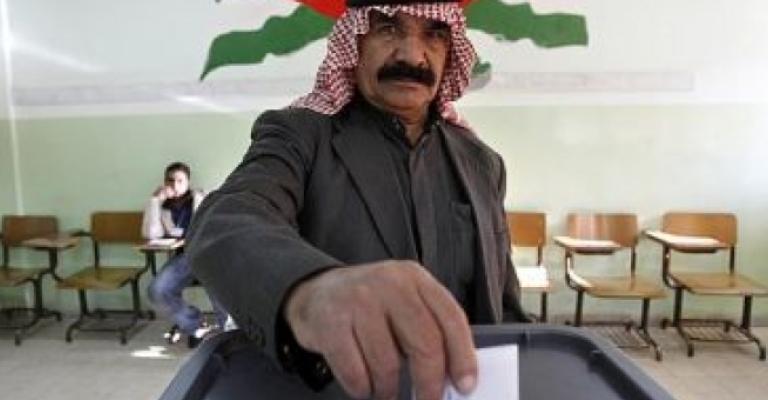 رابعة إربد تستكمل تجهيز مراكز الاقتراع رابعة إربد تستكمل تجهيز مراكز الاقتراع