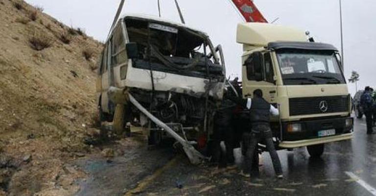 Nine military men killed, 11 injured in bus-truck accident