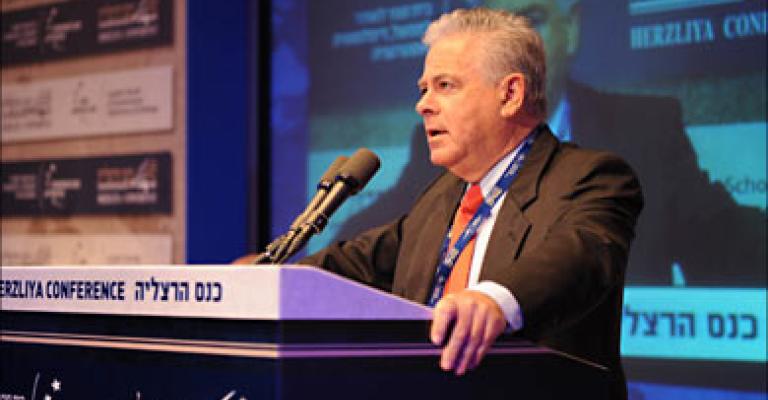 الوزير الإسرائيلي افرايم سنيه غير مرغوب به في الأردن