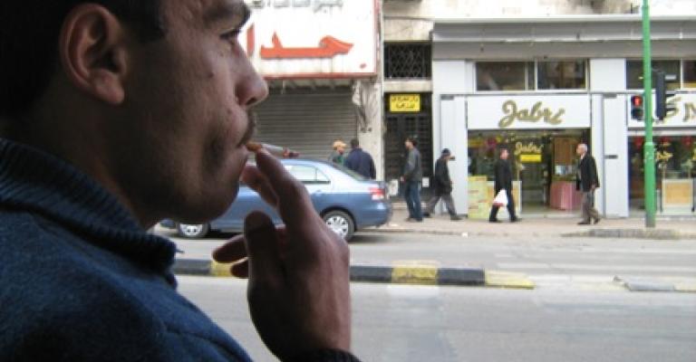 حظر التدخين في الأماكن العامة..متى التطبيق؟ 