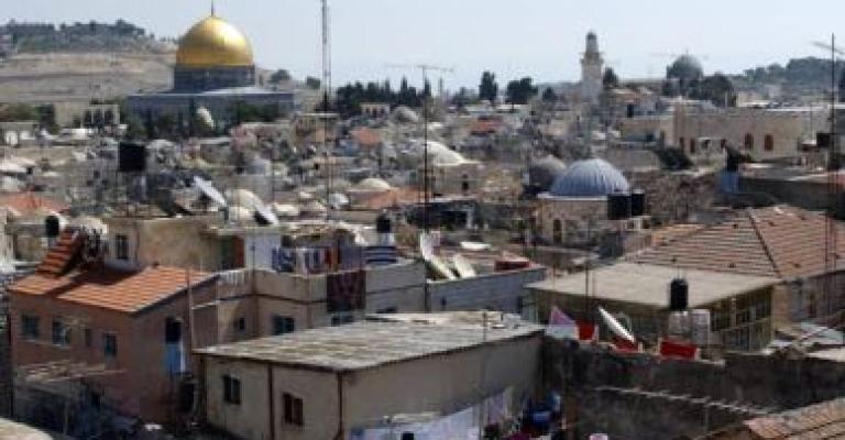عزايزة: الإجراءات الإسرائيلية في القدس لعب بالنار