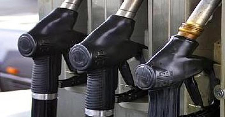 خلافات بين محطة محروقات والمصفاة تمنع المواطنين من التزود بالوقود