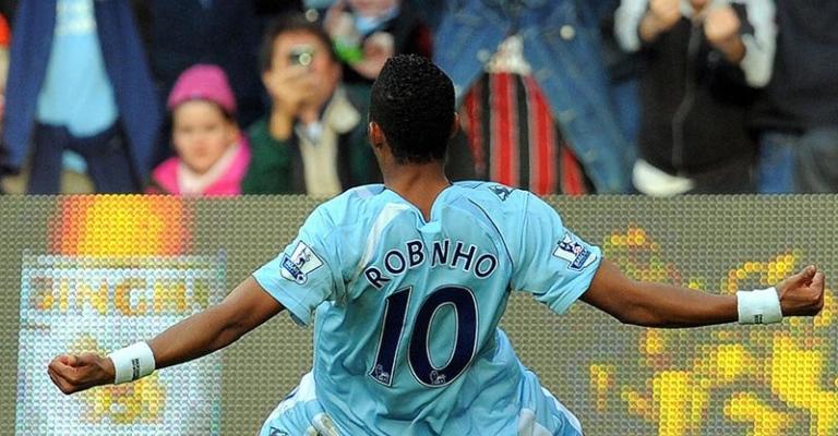 Milan sign Robinho from Manchester City