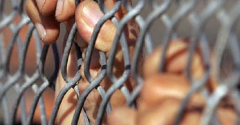 Would prisoners in Israeli jails file handled by gov