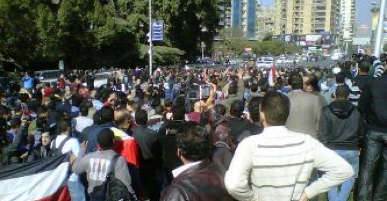 أي تأثير تركته انتفاضة مصر على الإعلام المحلي؟