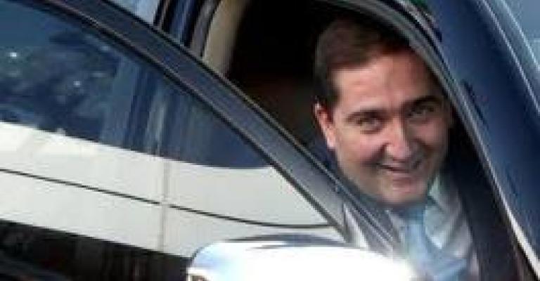 لماذا يكرهون الرفاعي ويطالبون بإسقاطه وصمتوا عمن سبقه بكل كوارثهم؟ 