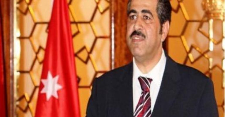 الوطني الدستوري يطالب بإقالة وزير البلديات ويؤيد مطالب الأطباء 