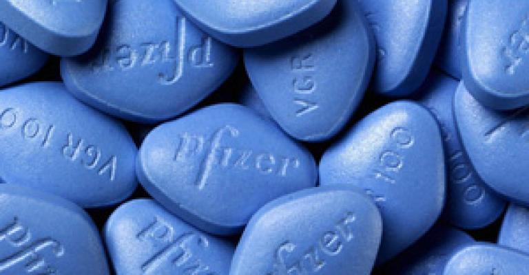 الأمن يقبض على مروجي مستحضرات ومواد جنسية ممنوعة