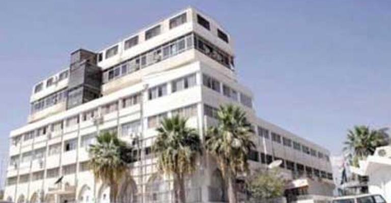 البخيت في النقابات.. ورحيله مطلب للعيش 