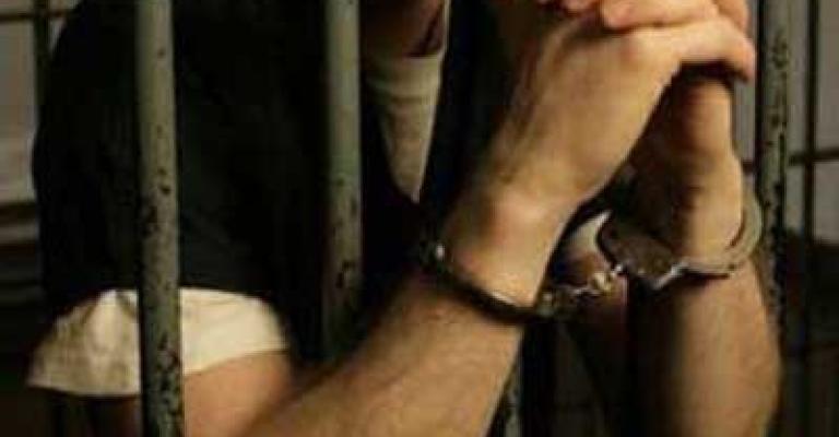 أنباء عن اعتقال ناشط من الحراك الشعبي