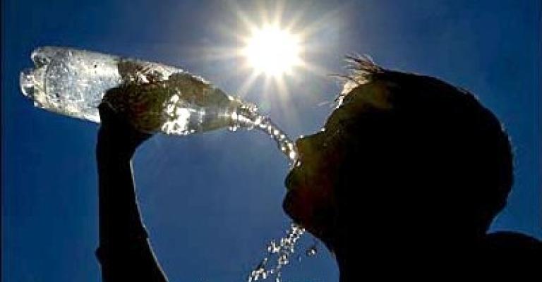 طقس حار نسبياً والعظمى في عمان 32 درجة