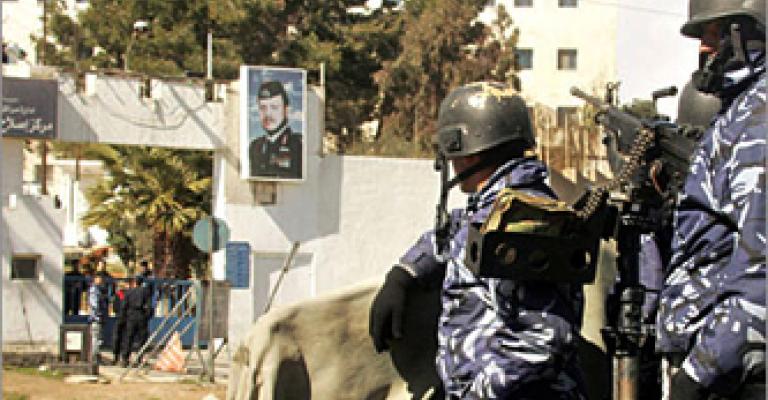 العراق تطلب شمول معتقليها بالعفو العام