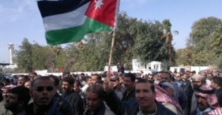 اتفاقية تنهي إضراب عمال الموانئ