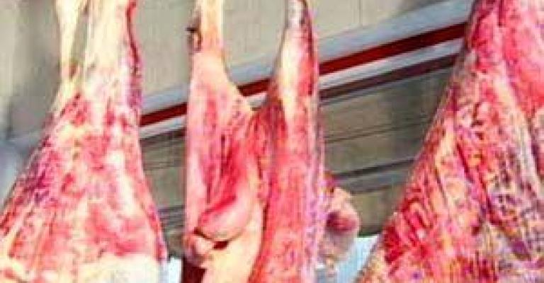 ابو حمور: لا تراجع عن الإعفاءات الممنوحة لمستوردي اللحوم