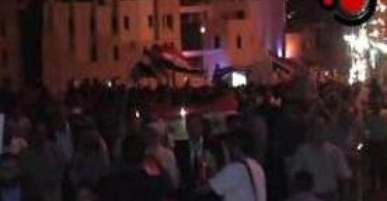فيديو..مسيرة شموع واعتصام أمام السفارة السورية لروح "زينب"
