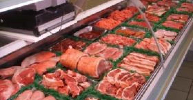 "المواد الغذائية" تلوح بالتصعيد بسبب أزمة اللحوم