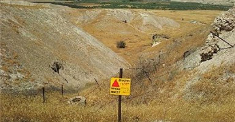 تقارير: إزالة الألغام على الحدود الأردنية الإسرائيلية تحتاج لـ18 شهرا