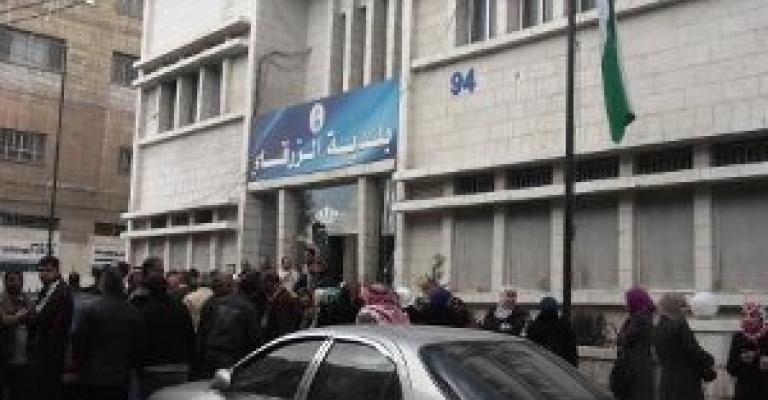 النقابة تقاضي مراجعين اعتدوا على مهندسة