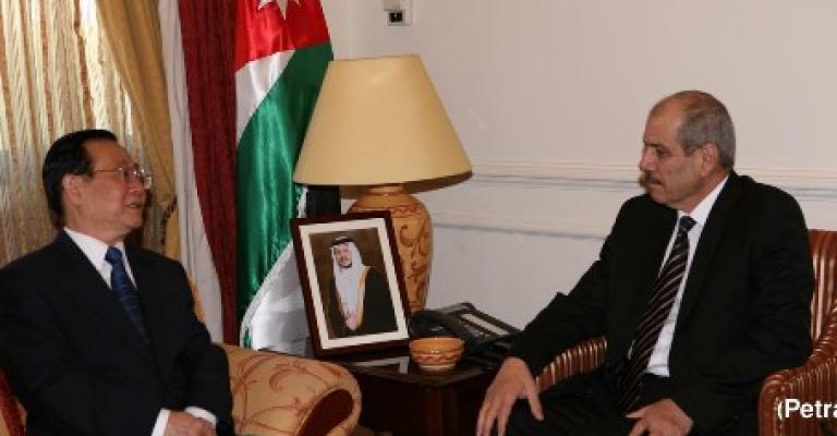 الطراونة: نتطلع لدور صيني لحل الأزمة السورية