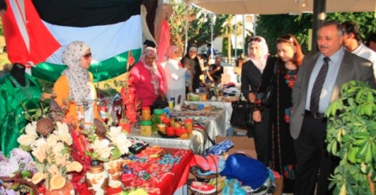 افتتاح سوق كراكيب لعرض الفائض عن حاجيات المواطنين