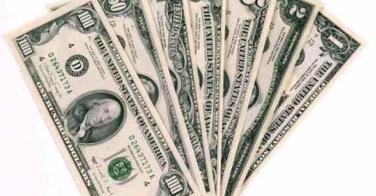 الدولارات تتحول إلى ورق ابيض 