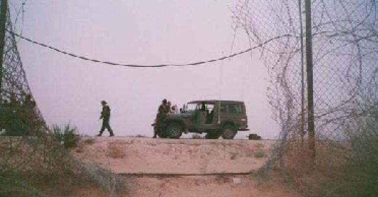 إسرائيل تدرس اقامة سياج حدودي مع الاردن