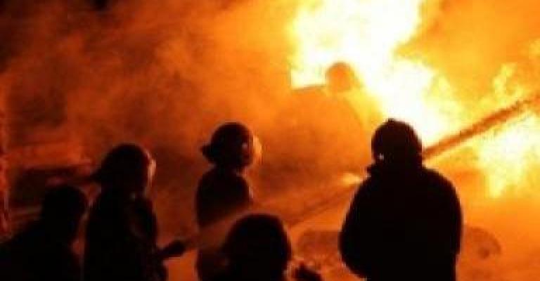 اخماد حريق منجرة في القويسمة 