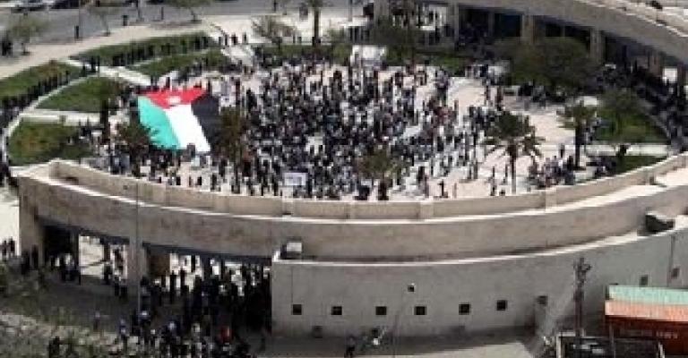 سهرة الفساد في النخيل