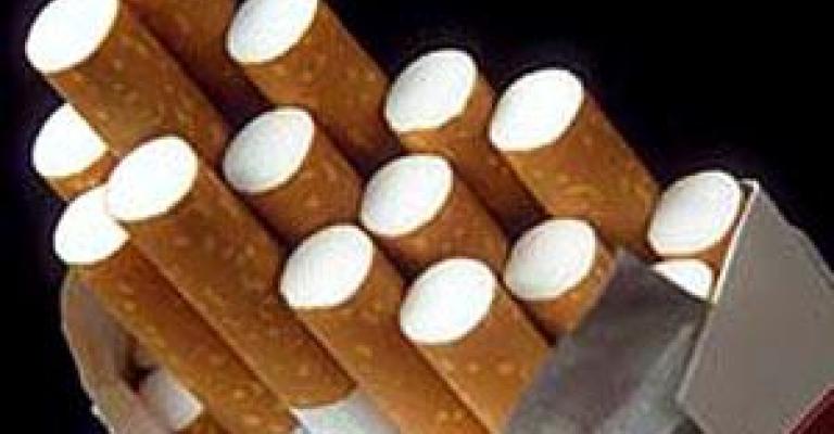 الحافظ: لا نية لرفع ضريبة السجائر