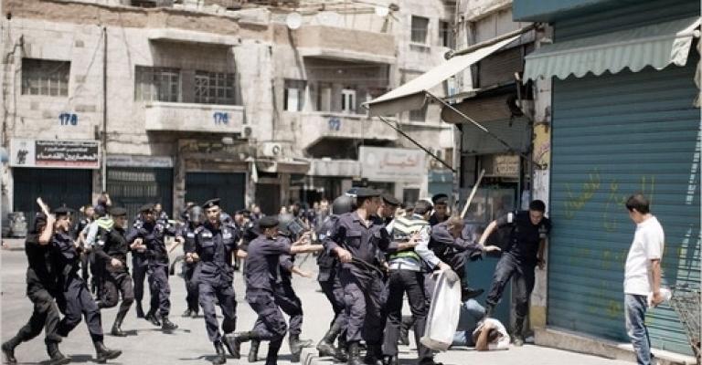 14 حراكا يعتصمون في ذكرى عام على احدث النخيل 