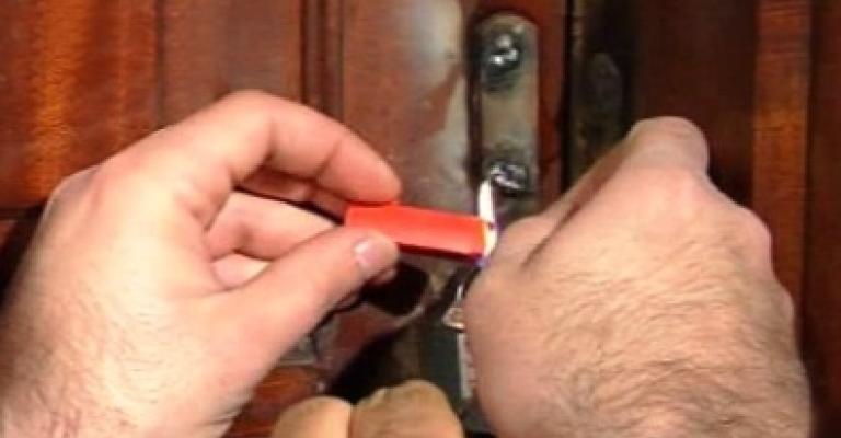 عبيدات: إغلاق أي منشأة تتلاعب بغذاء أو دواء المواطن