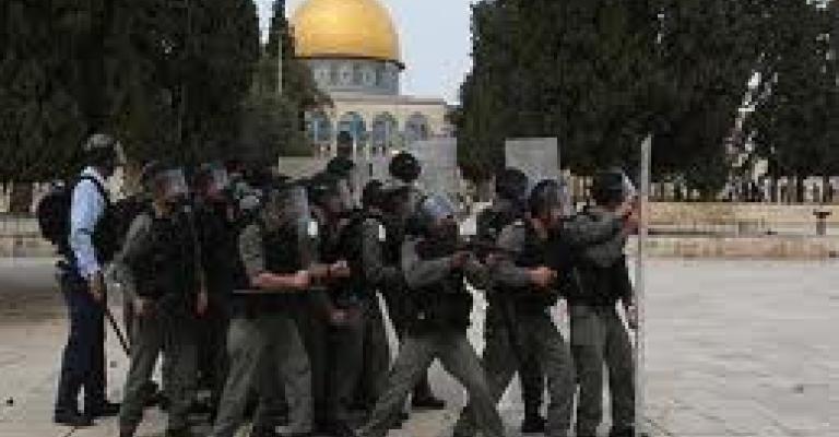 النقابات: الانتهاكات الإسرائيلية في الأقصى تحد لملايين العرب والمسلمين